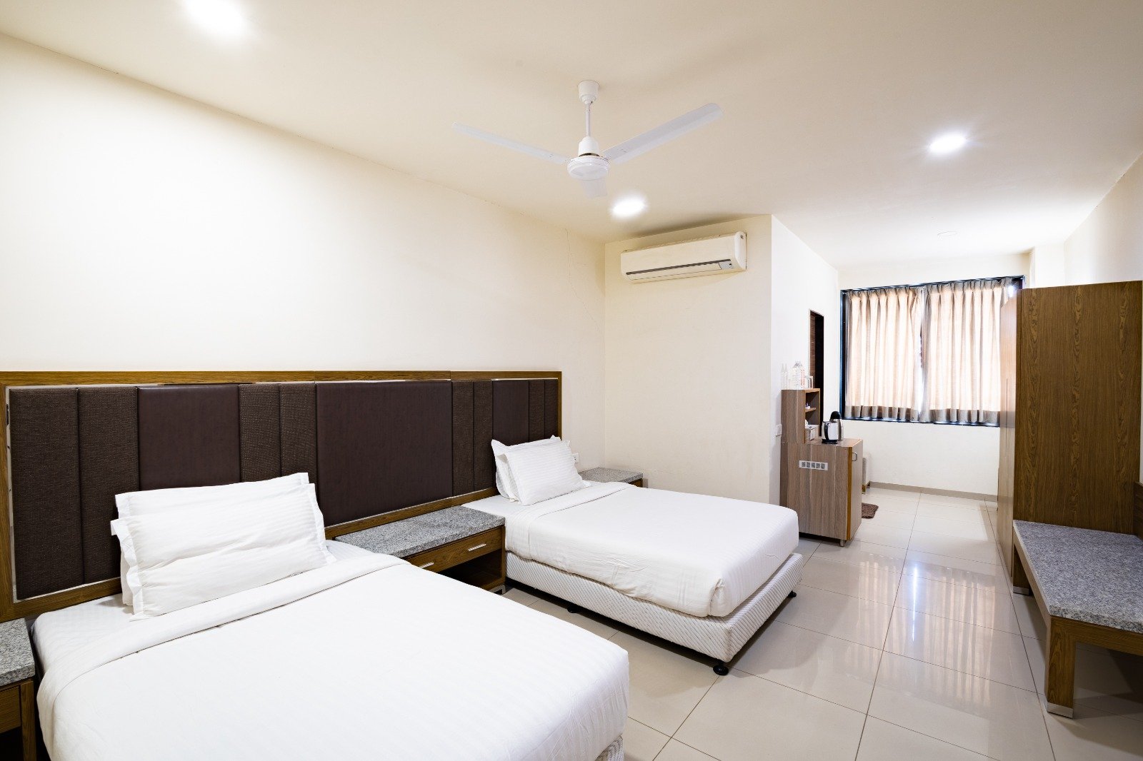 Agrasen Foundation Executive Room