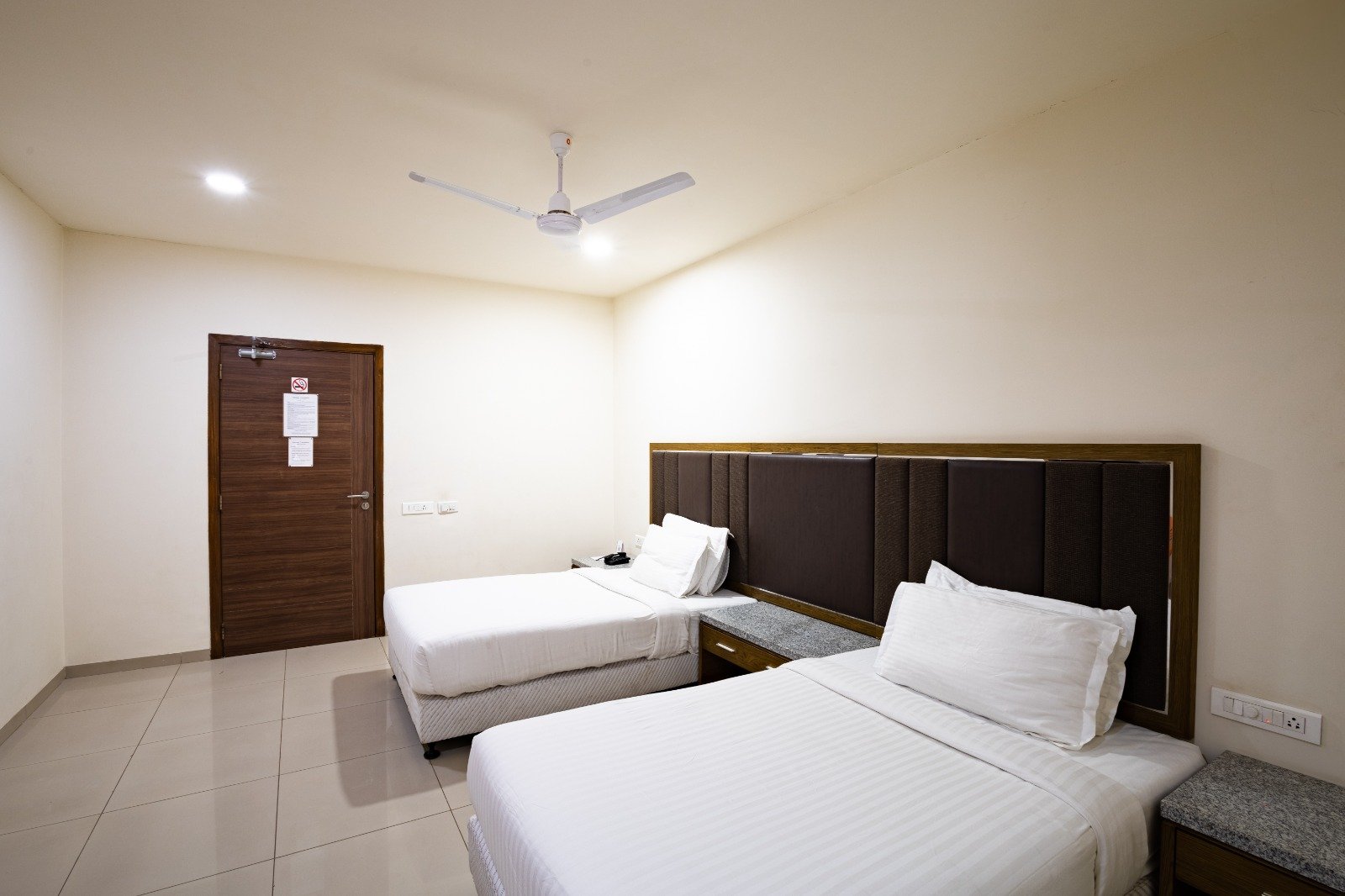 Agrasen Foundation Executive Room